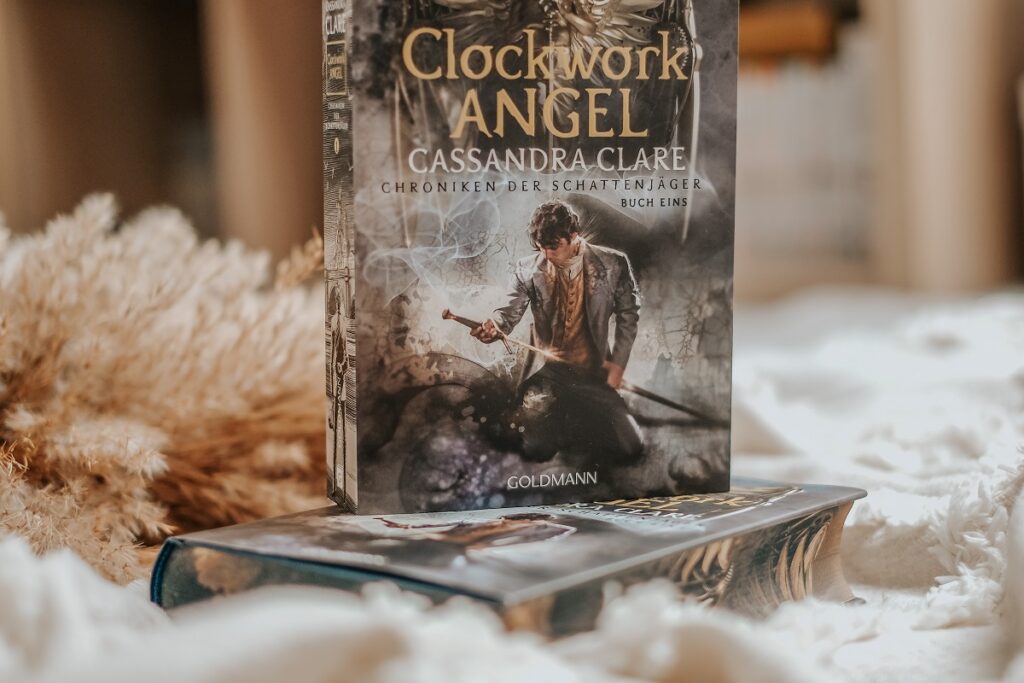 „Clockwork Angel“, Cassandra Clare, Goldmann Verlag, Fantasy Buch, Buchrezension, Rezension, Buchblog, Schattenjäger Trilogie, Bloggerportal