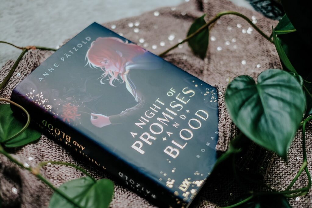 Anne Pätzold, Bastei Lübbe, Lyx Verlag, A night of promises and blood, Sasha, Winnie, Jo, Fantasy, Vampire, Queer Books, queere Liebesgeschichte, LGTBQ, Romantasy, Liebesgeschichte, Gänsehaut-Momente